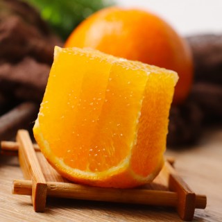 【四川眉山爱媛果冻橙】如果说喜之郎有橘子味的果冻，那么爱媛就是果冻口感的橙子，爱媛，橘子界的“爱马仕” 爆甜多汁