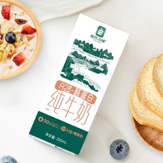 【良西农场3.8纯牛奶200ML*30盒】吃甘蔗和菠萝长大的水牛奶，奶香浓郁，口感丝滑